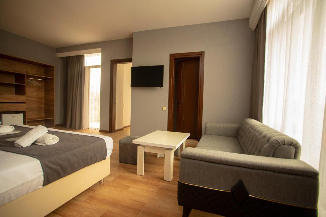 Hotel Pollux Batumi Exteriér fotografie