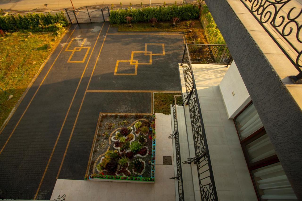 Hotel Pollux Batumi Exteriér fotografie